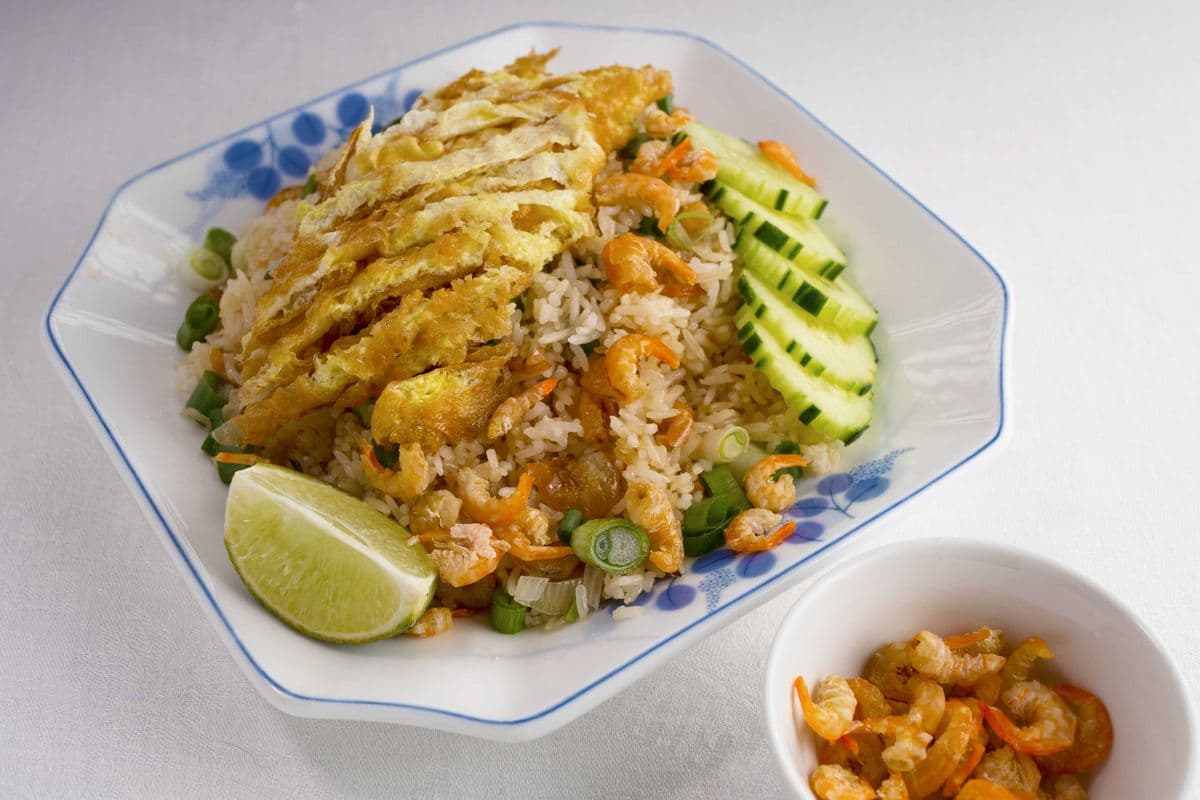 27. Khao Pad Goong Haeng