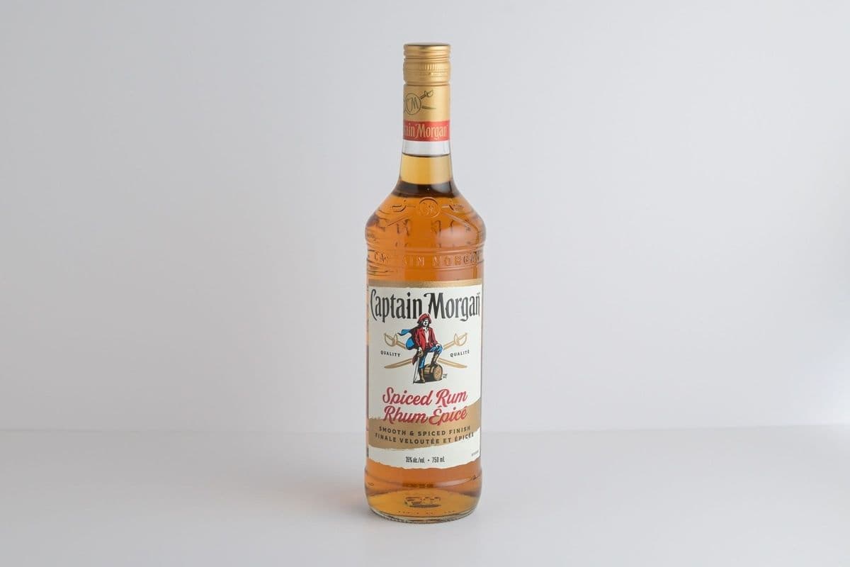 Captain Morgan Spiced Rum (750 ml) (1 x 750 ml)