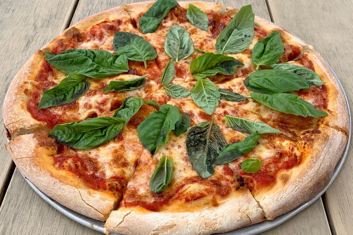 21" Tray Margherita Pizza