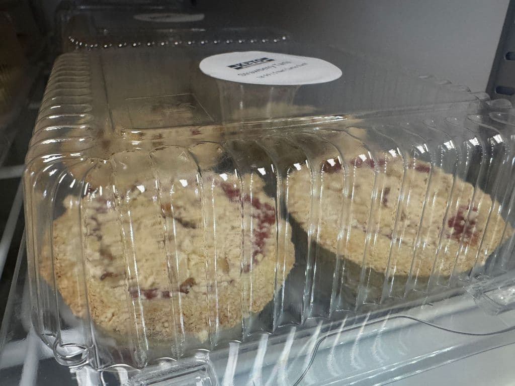 Strawberry Tarts 4-Pack