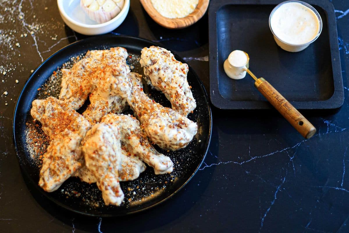 deal -One-Pound Wings