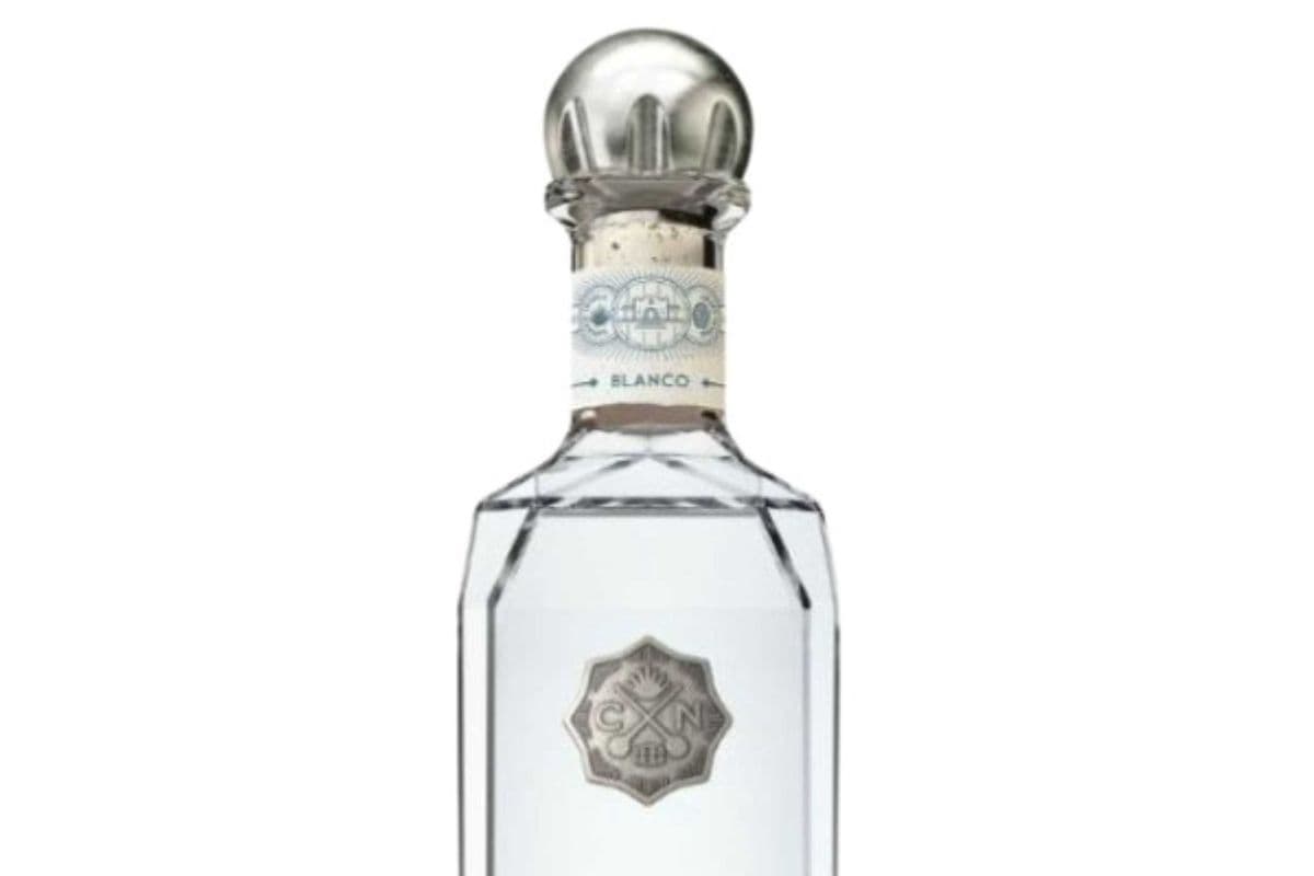 CASA NOBLE CRYSTAL 750 ML (1 x 750 ML)