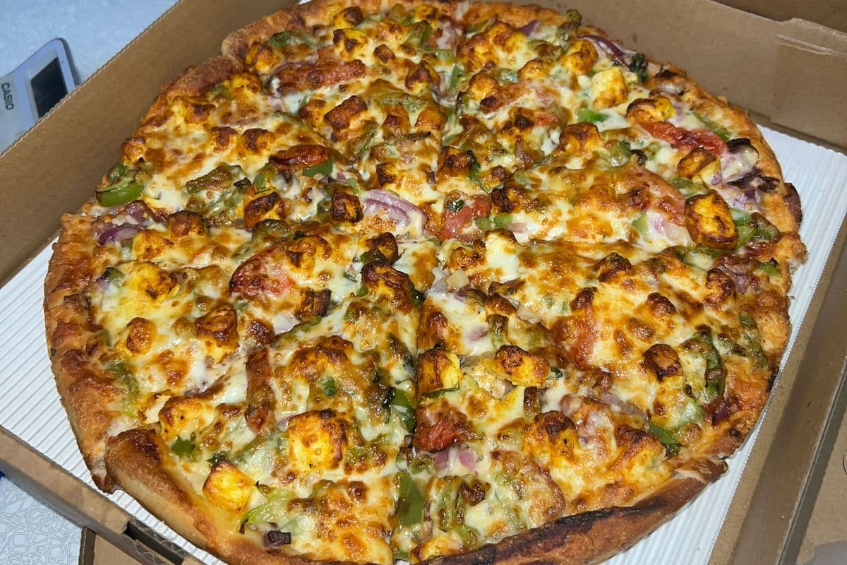 Medium Paneer Special Pizza
