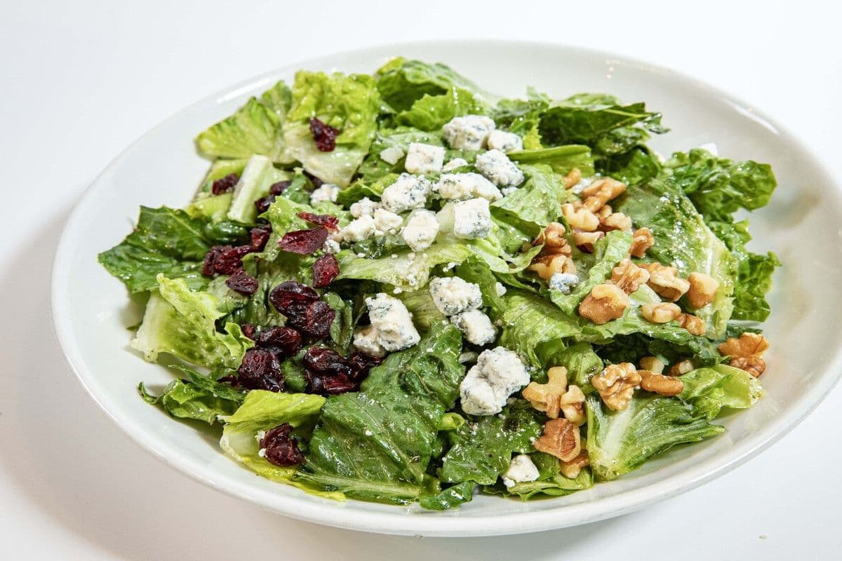 Gorgonzola Walnut Salad - Full Size