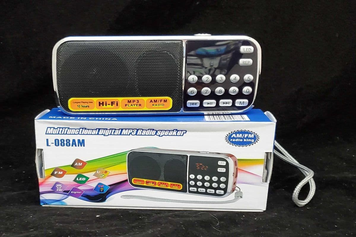 MULTIFUNCTIONAL DIGITAL MP3 RADIO SPEAKER