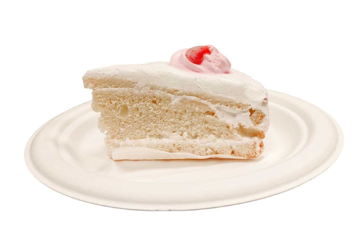 Strawberry Cream Cake Slice (2 Piece)