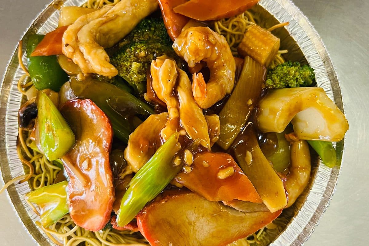 Cantonese Chow Mein 广东炒面