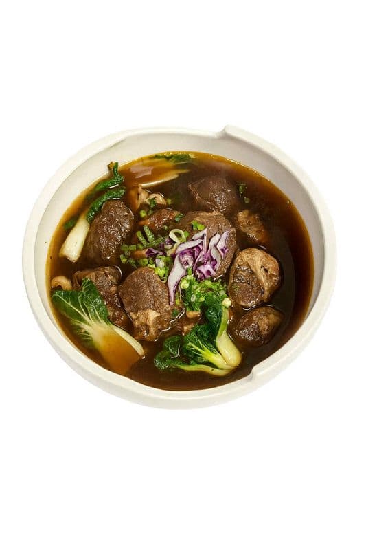 Taiwanese Beef Noodle Soup / Nouilles au Bœuf Taïwanaises