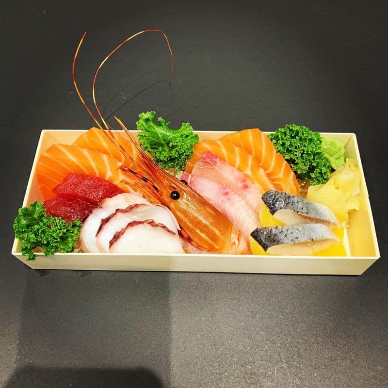 P01. Vintage Sashimi 14 pcs (for 1) / P01. 刺身拼盤 14 pcs (for 1)
