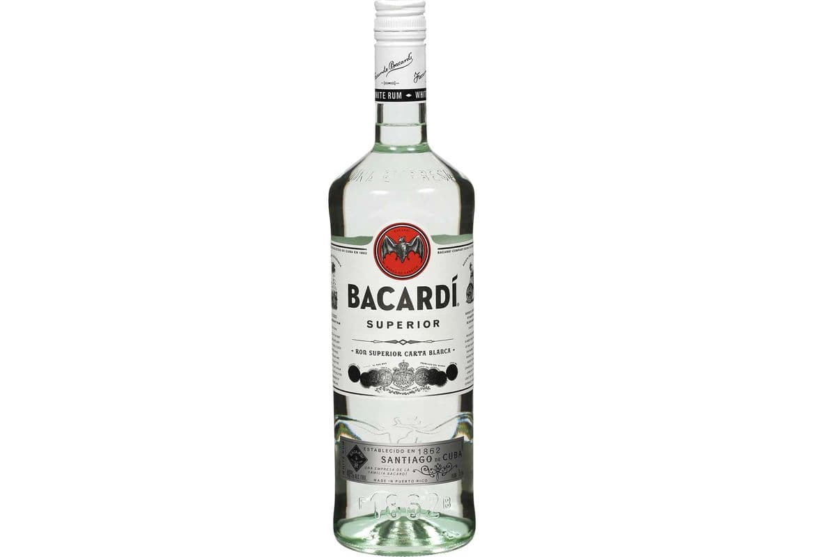 Bacardi White (1 x 750 ml)