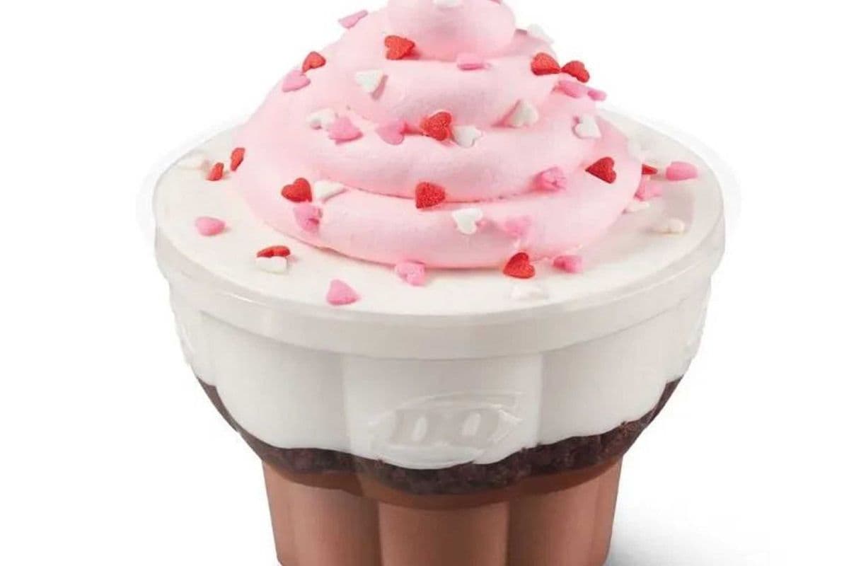 DQ® Cake Cupcake