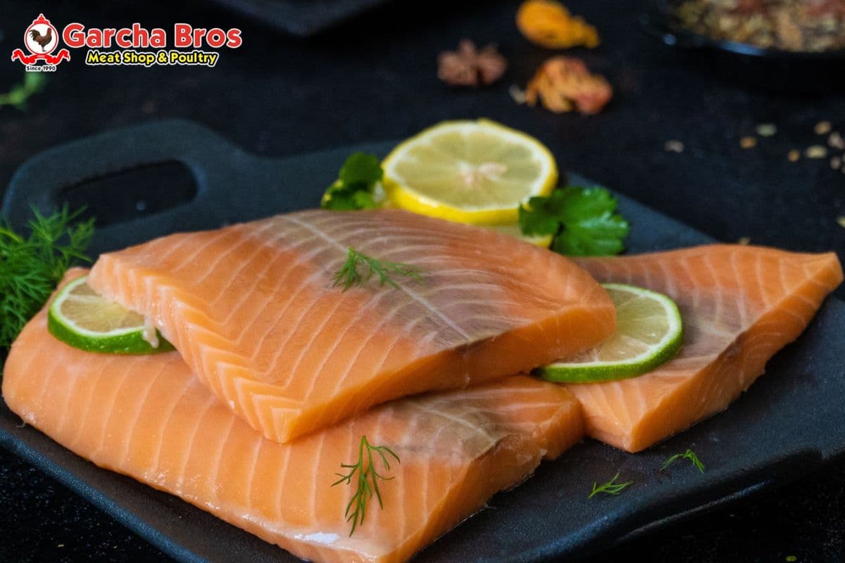 Plain Salmon (1 lb)