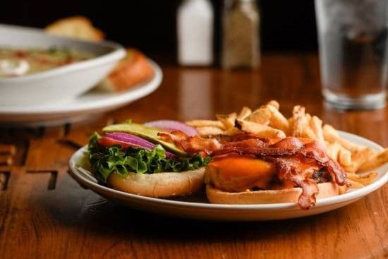 The Classic Bacon Cheese Burger