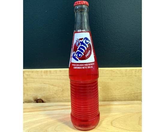 Fanta strawberry 