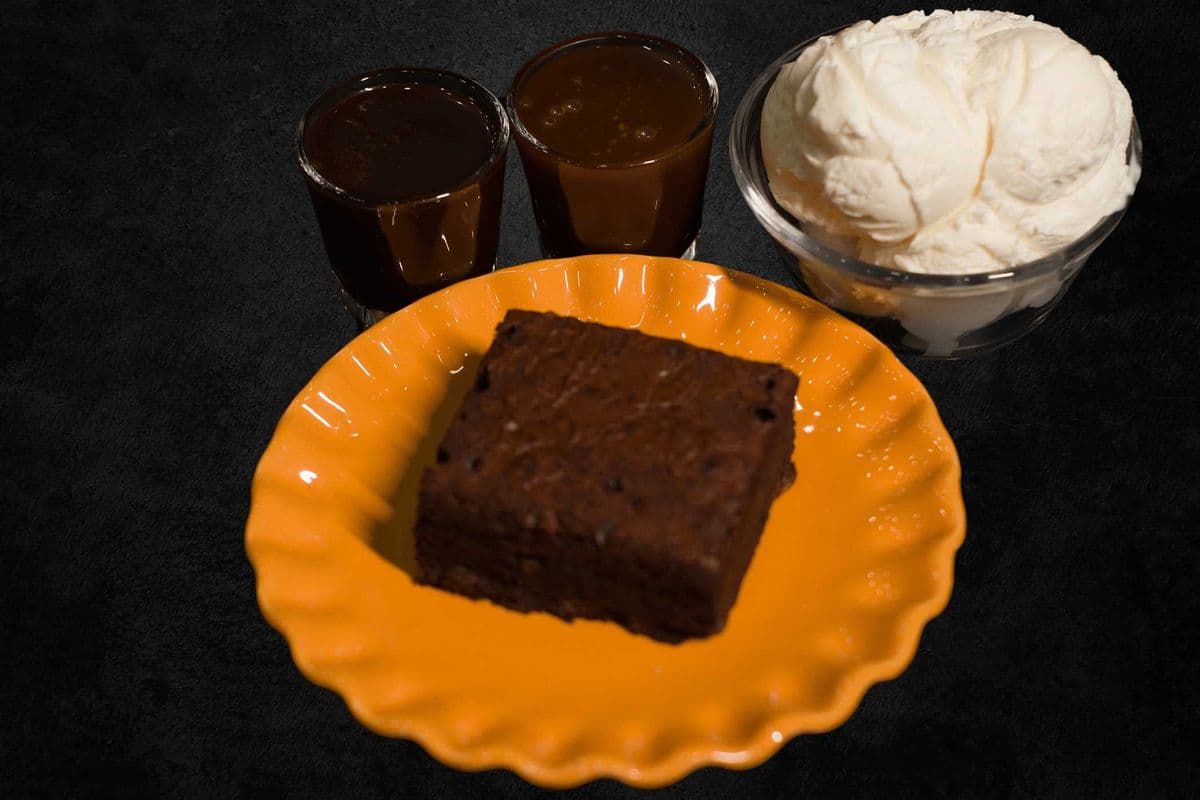 Hot Brownie with Butterscotch Ice Cream