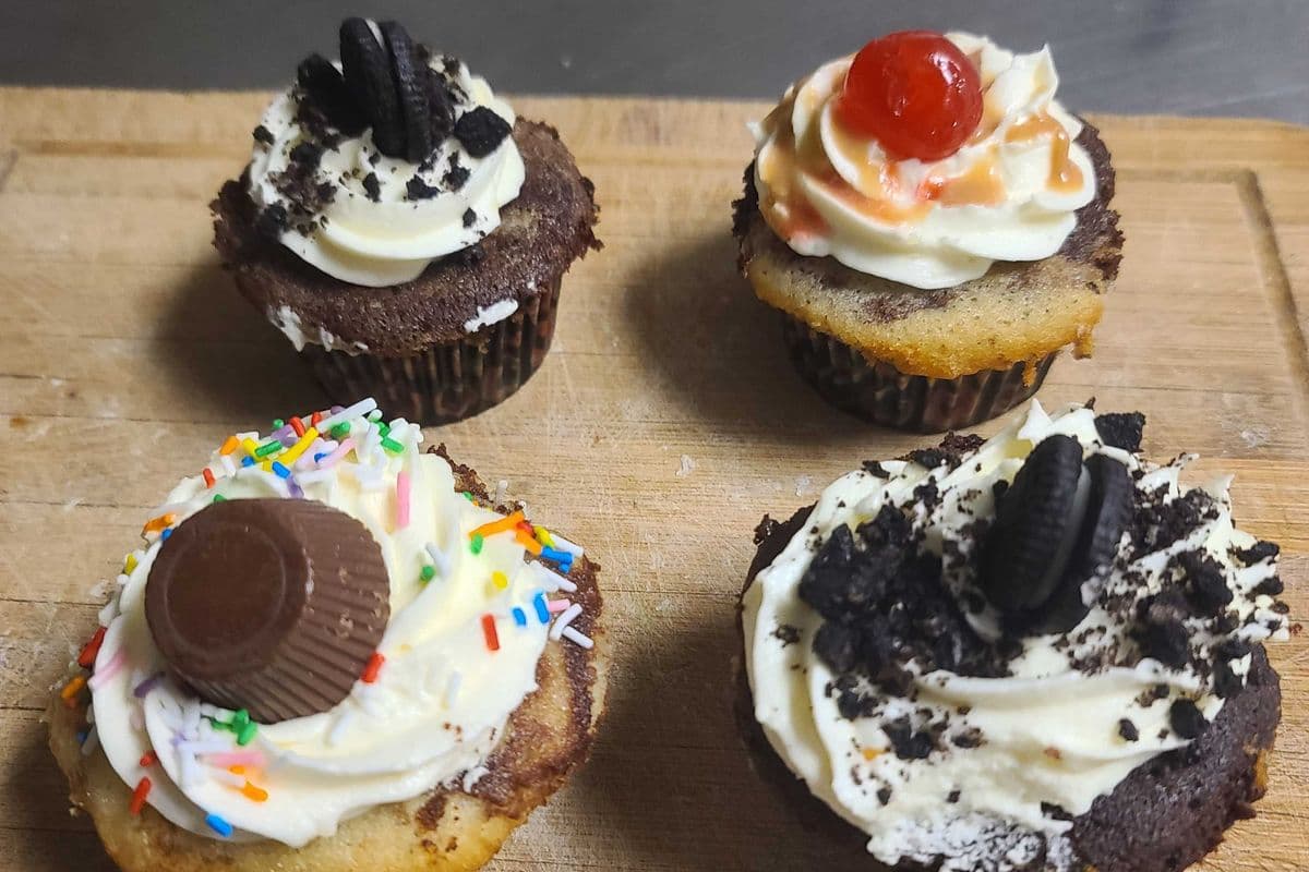 Cup Cakes (4 pieces)