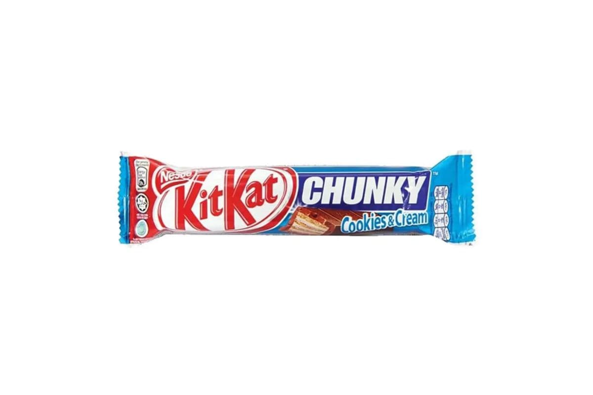 Kit Kat Chunky Cookies & Cream (38g) (189 Cal)