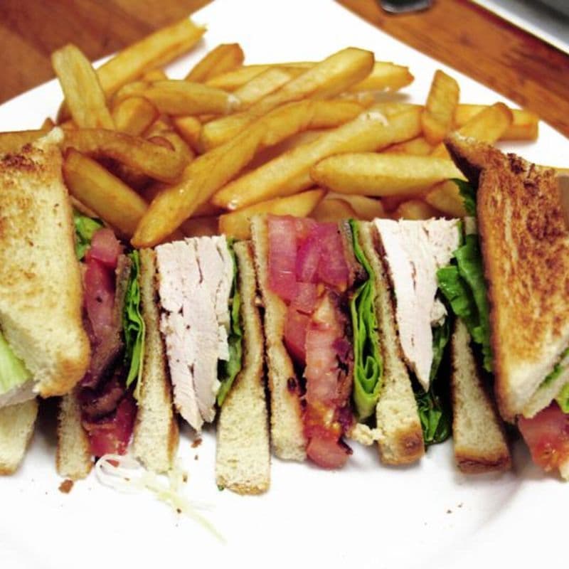 Club sandwich (viande blanche) / Club Sandwich (White Meat)