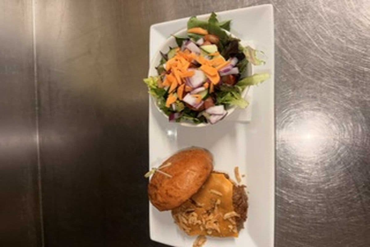MEMPHIS BBQ *NEW* (910 Cal)