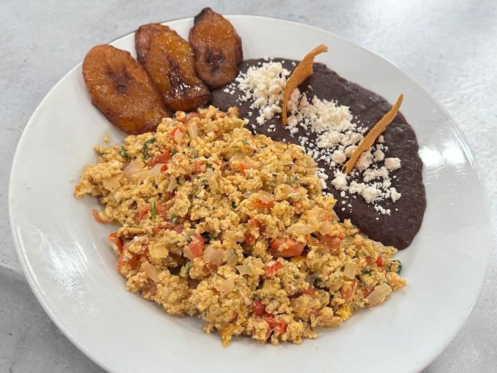 Huevos a la Mexicana