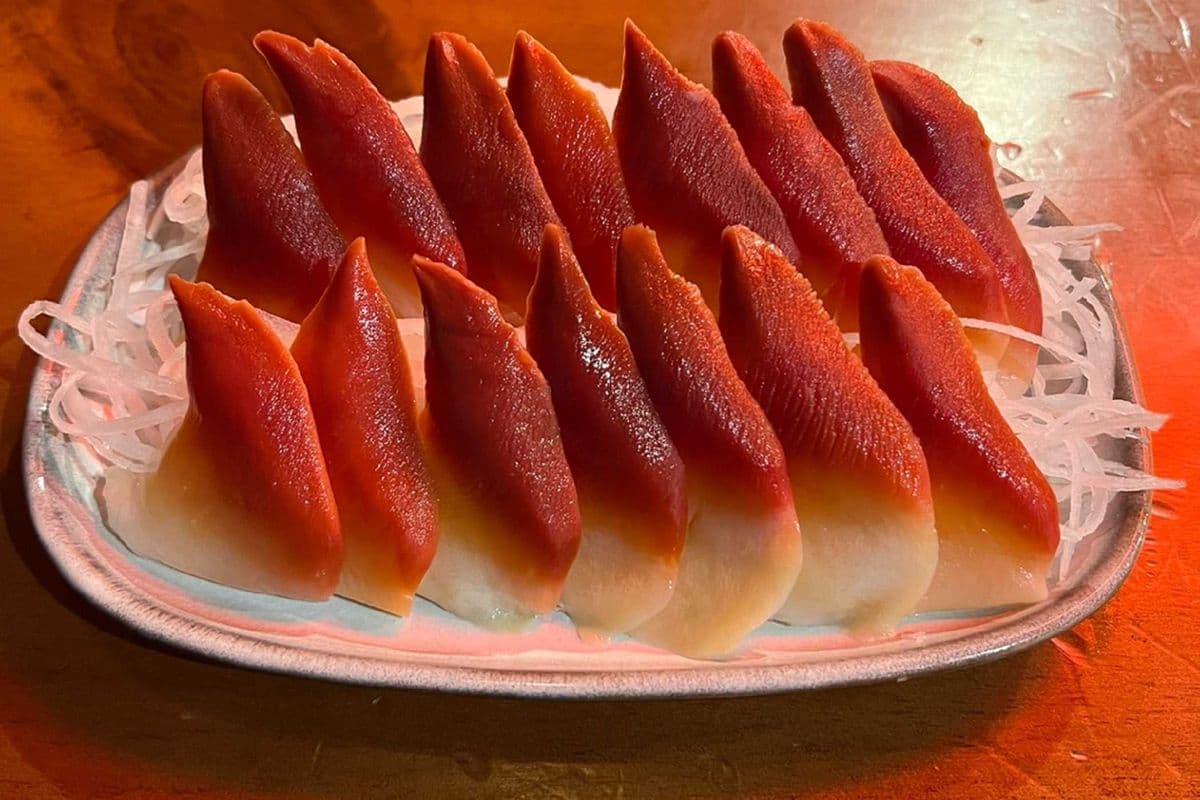 Hokkigai Sashimi