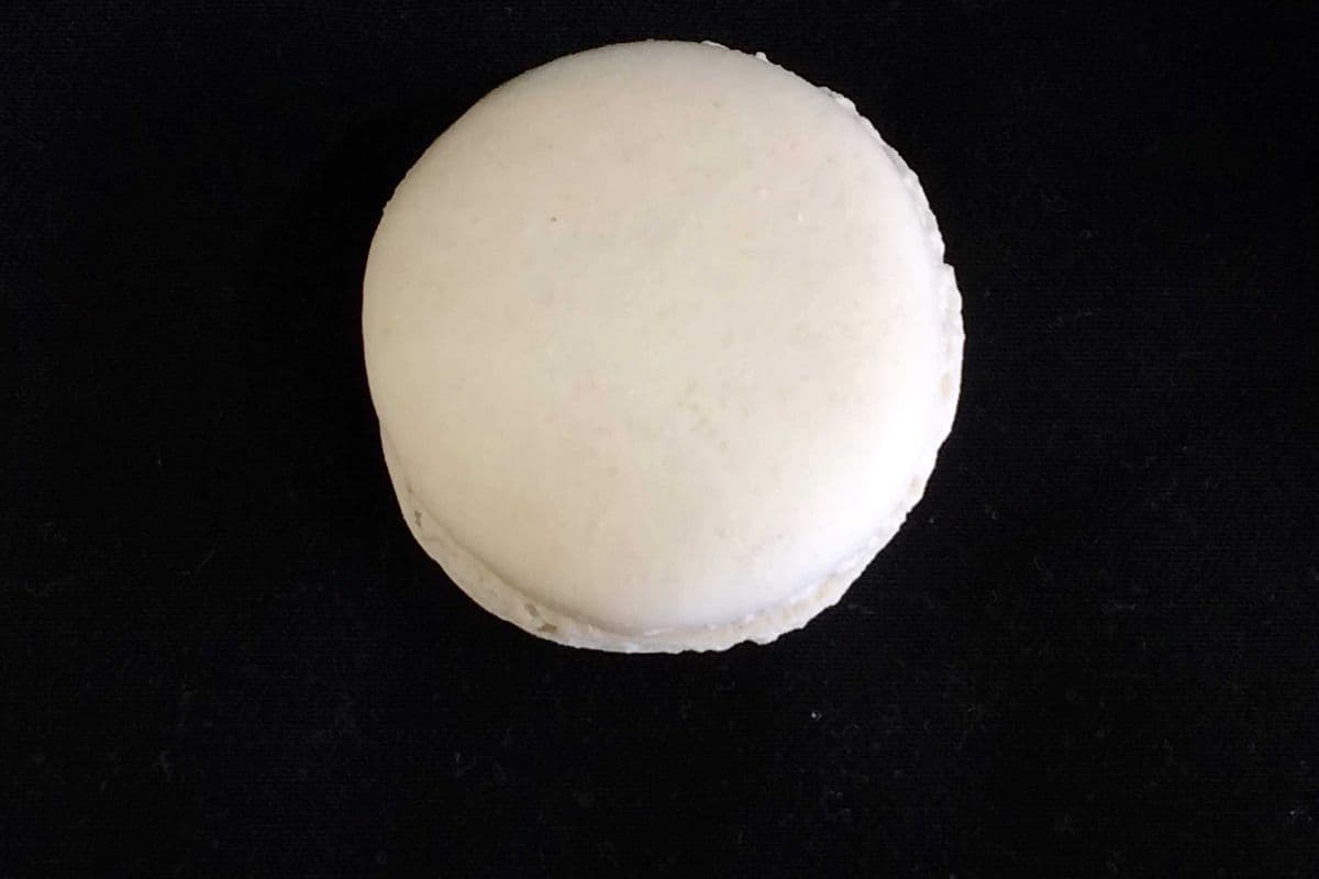 Vanilla Macaron
