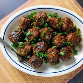 Veg Manchuria (Semi Gravy)