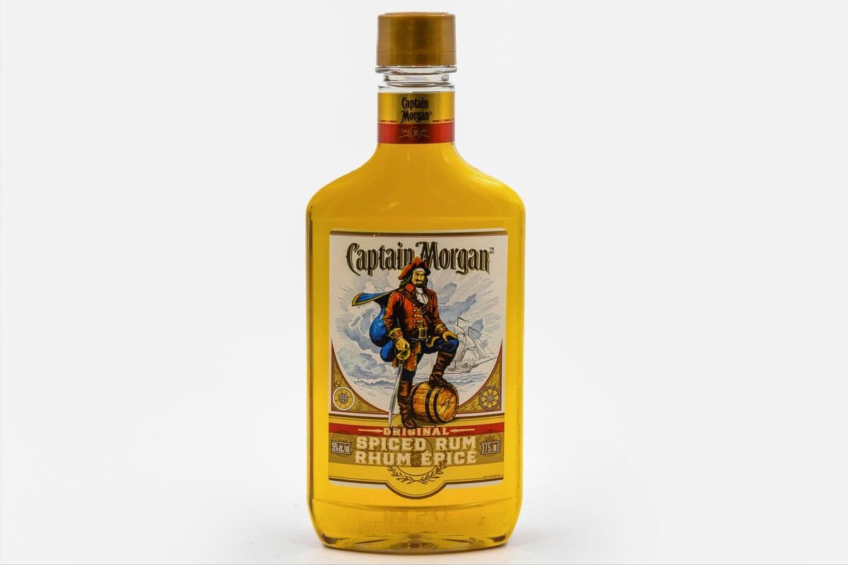 CAPTAIN MORGAN SPICED (1 x 375ML)