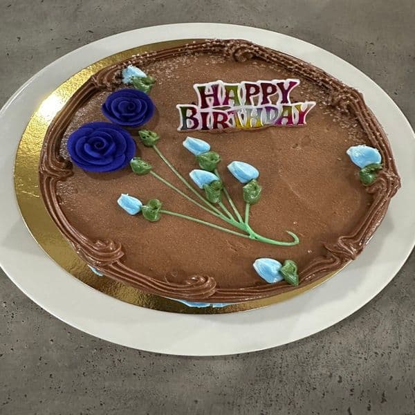 Gateau Chocolat/ Chocolate Cake 7"