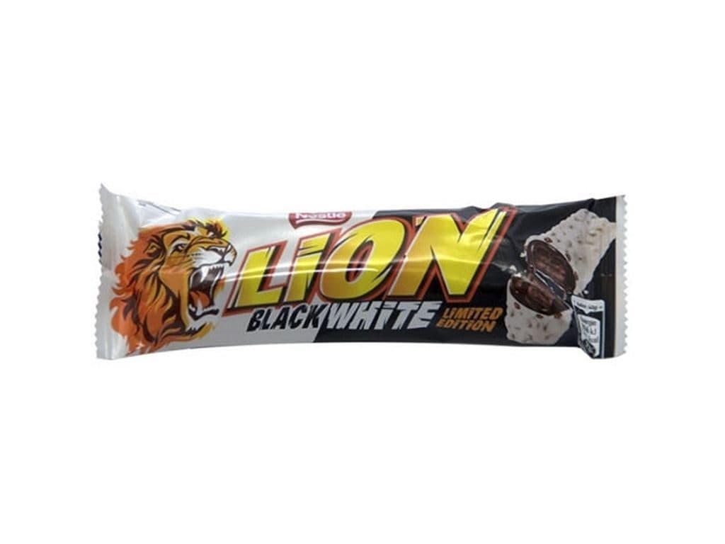 Nestle Lion Black and White Chewy Caramel Wafer Rice Crisp Bar 42g