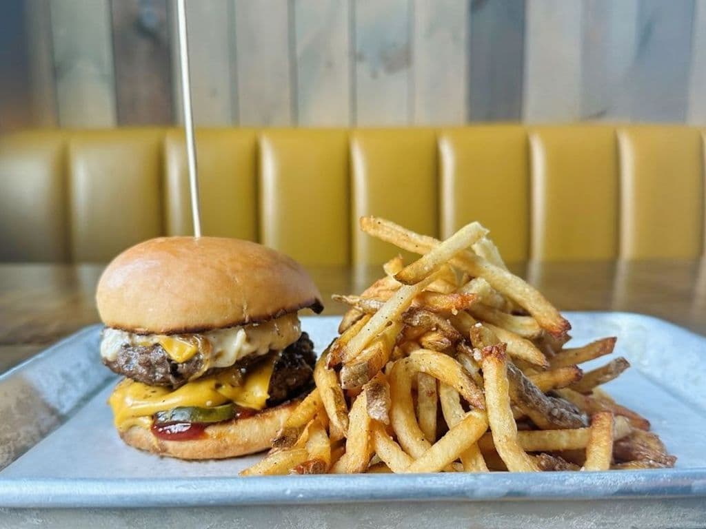 BUTTER BURGER PROPER