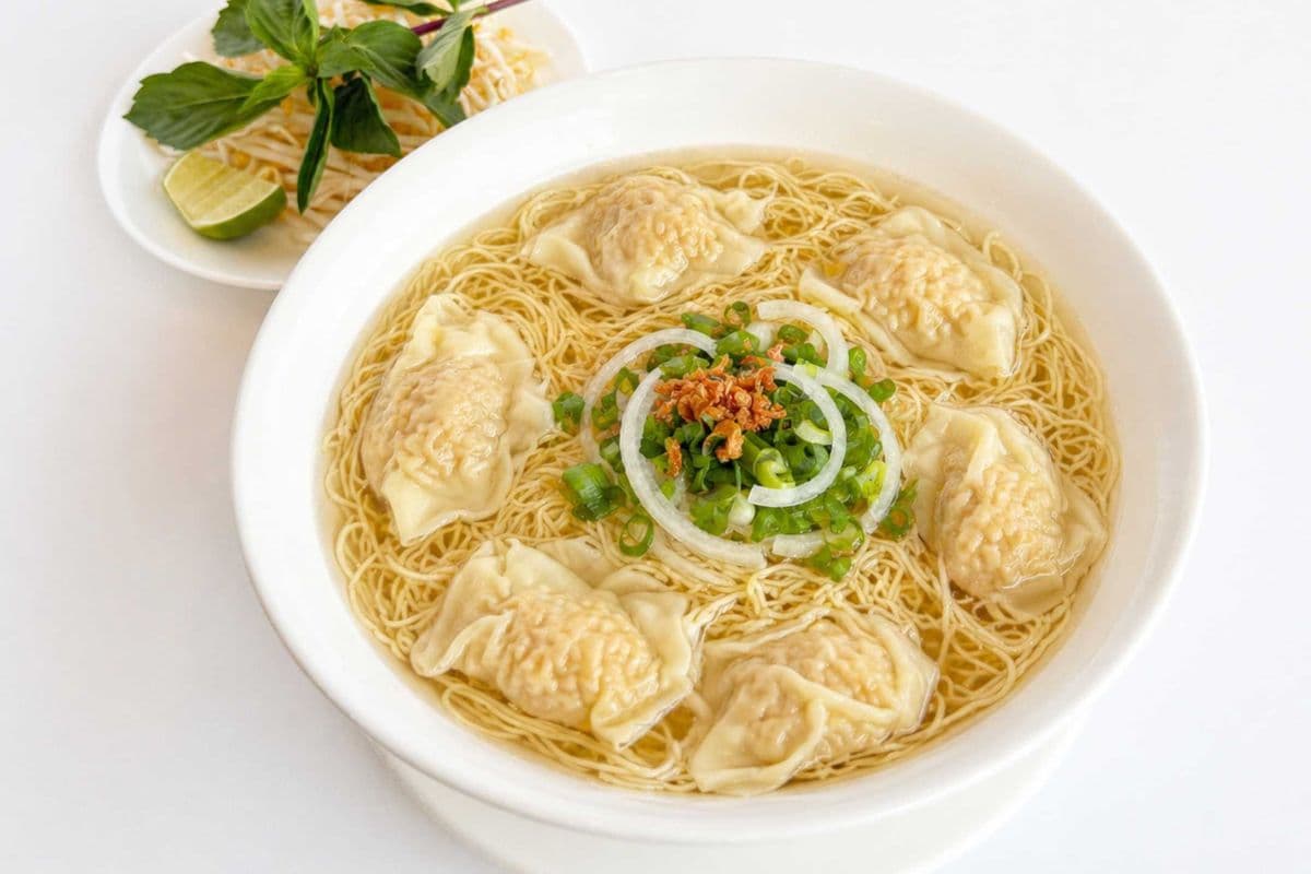 9. Wonton and Egg Noodle Soup