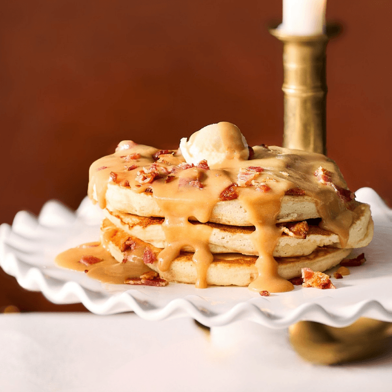 Pancakes bacon & sucre à la crème / Creamy Brown Sugar Sauce & Bacon Pancakes