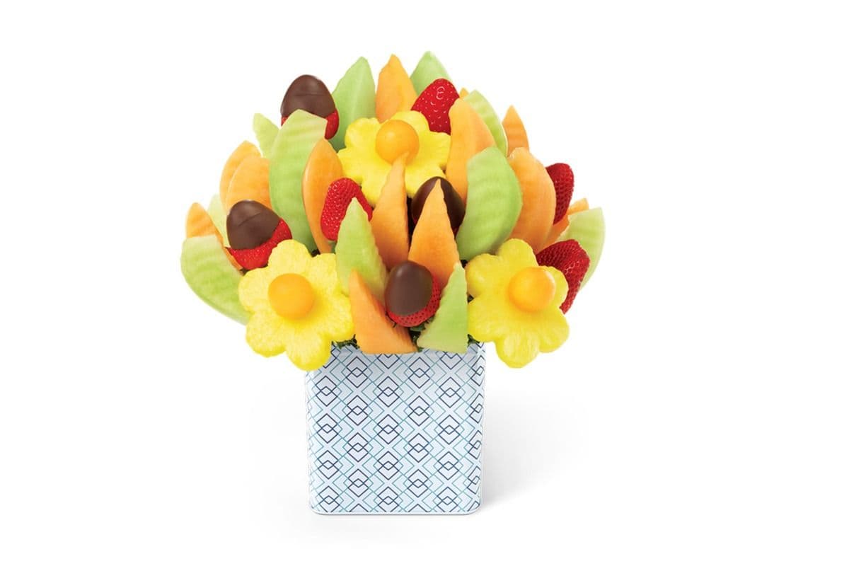 Delicious Fruit Design Dipped Strawberries - Regular