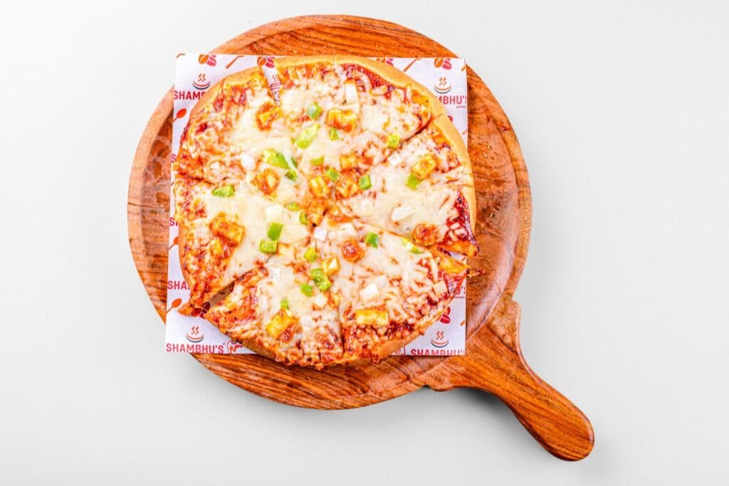 Tandoori Paneer Pizza