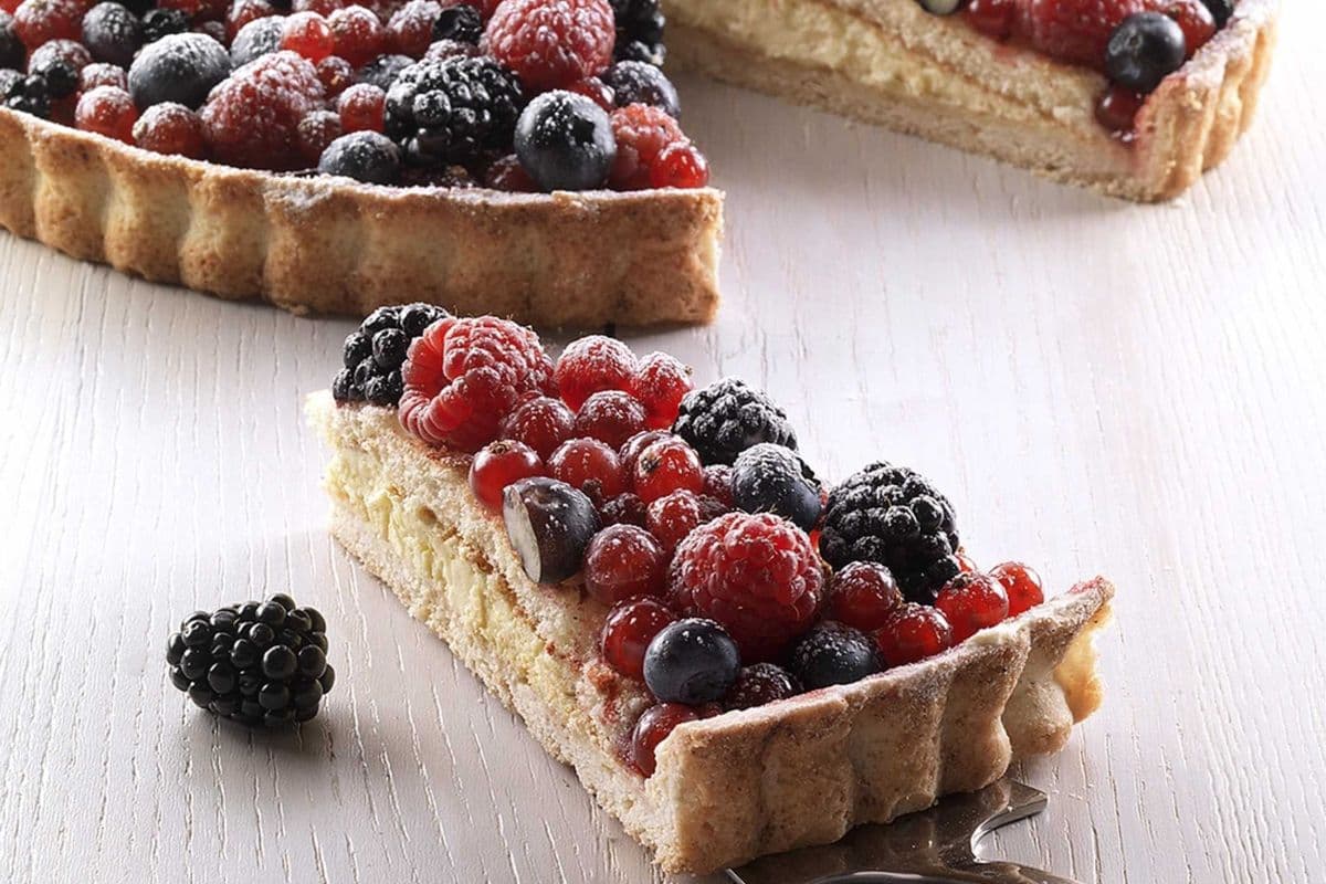Mixed Berry Tart Cheesecake