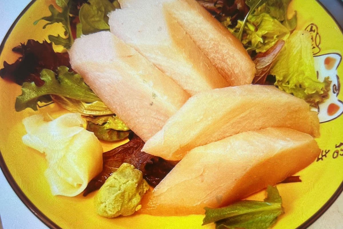5pcs Tuna Sashmi Salad (5片金枪鱼刺身沙拉）