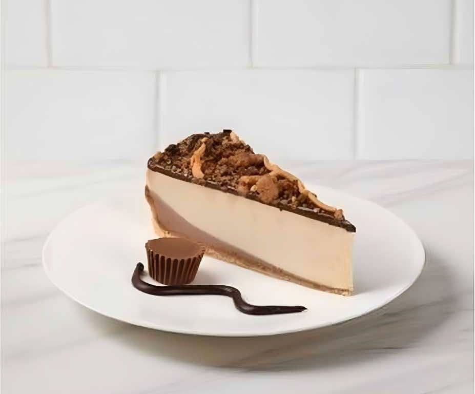 Reese’s Peanut Butter Chocolate Cheesecake
