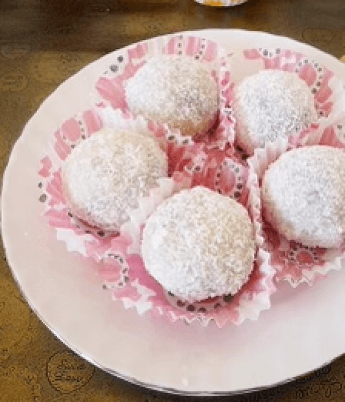 Peanut Sesame Sticky Rice Ball (Mochi)