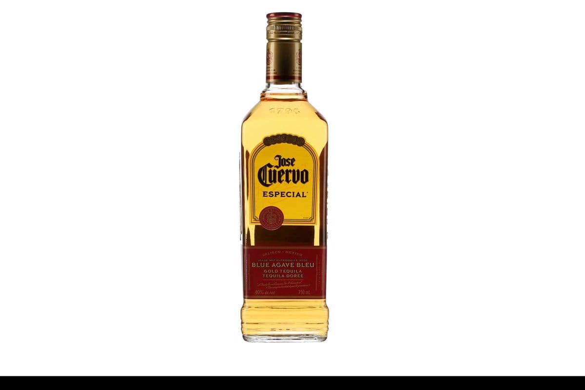 Jose Cuervo Especial Gold (1 x 750 ml Bottle)