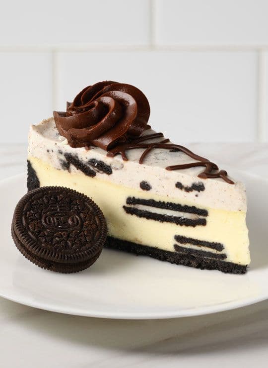 Cheesecake Factory - Oreo Cookies and Cream Cheesecake