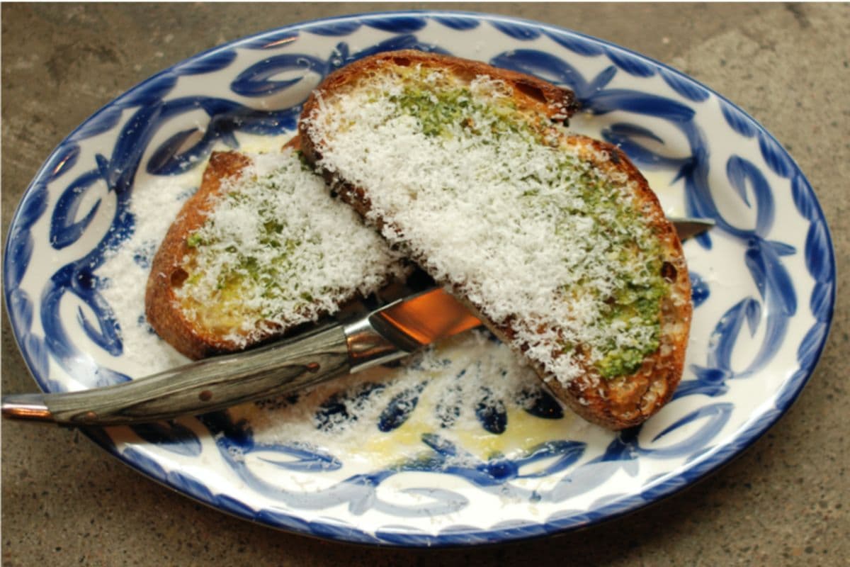 Pesto Bread