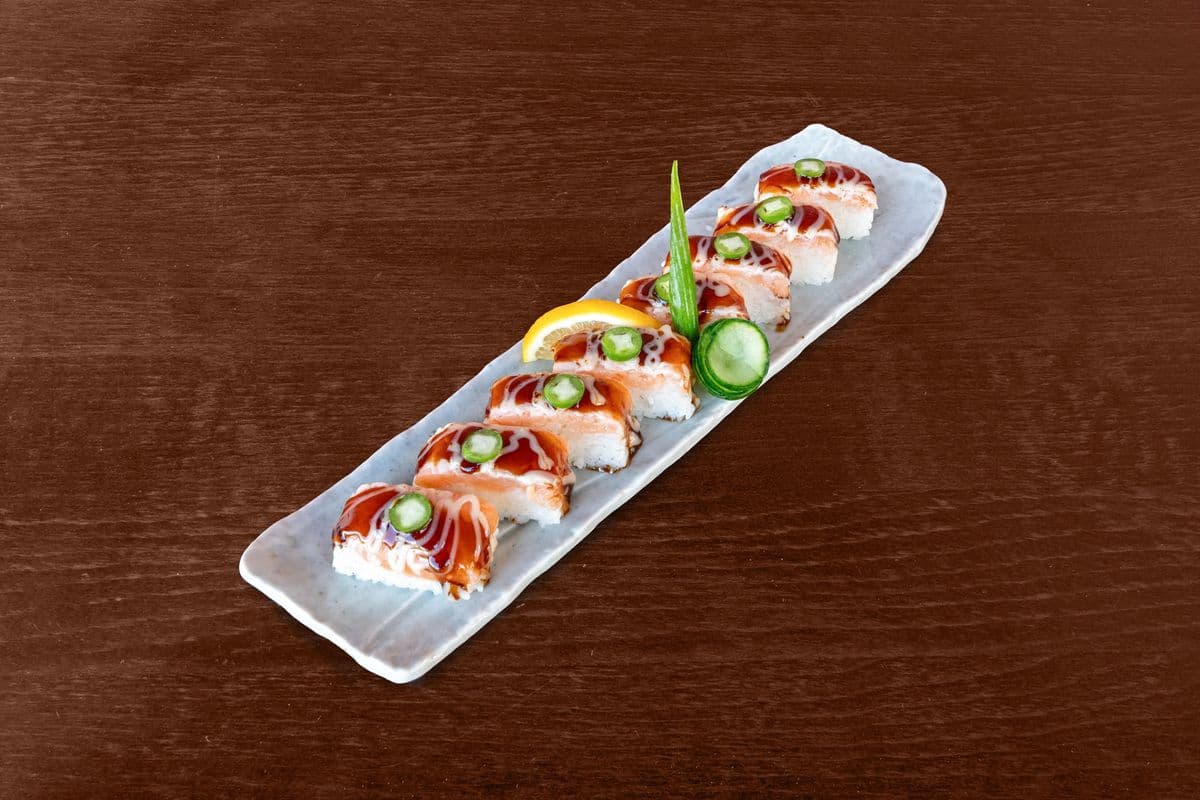 Salmon Oshi Sushi