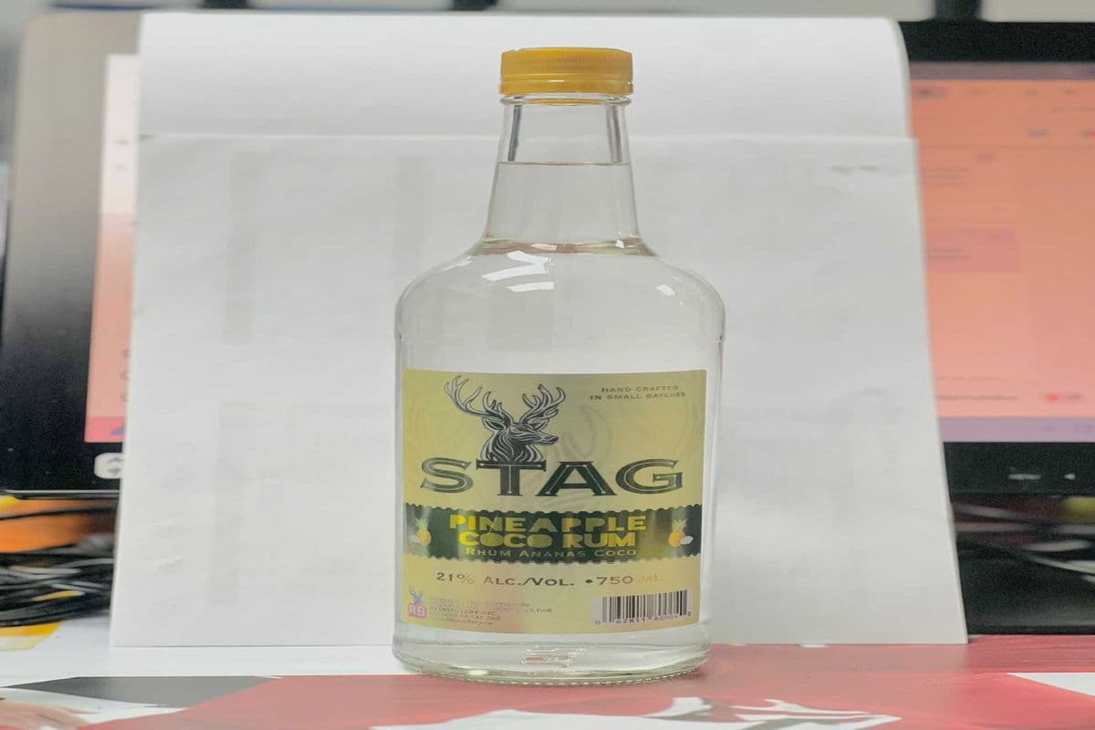 STAG PINEAPPLE COCO RUM (1 x 750 ML)