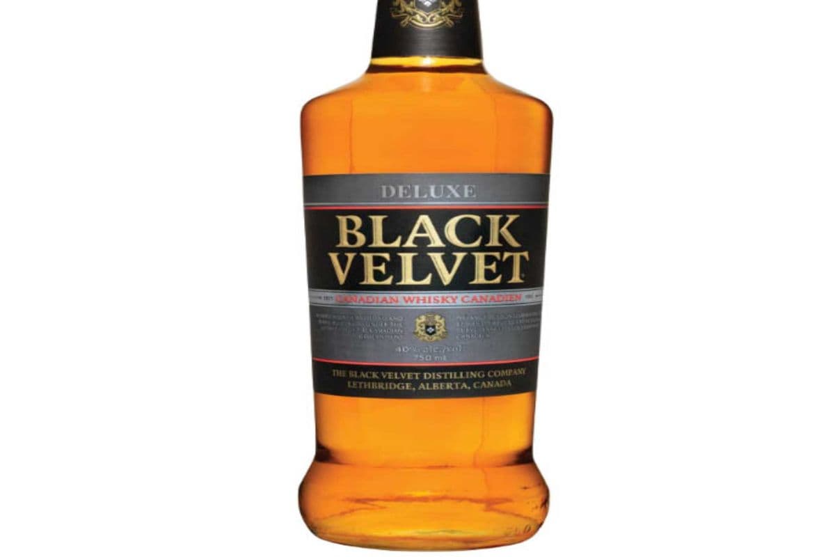 BLACK VELVET 750 ML (1 x 750ML )