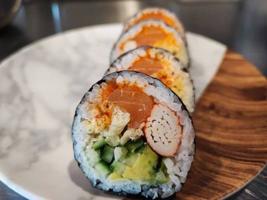 Futomaki Saumon Kamikaze / Kamikaze Salmon Futomaki