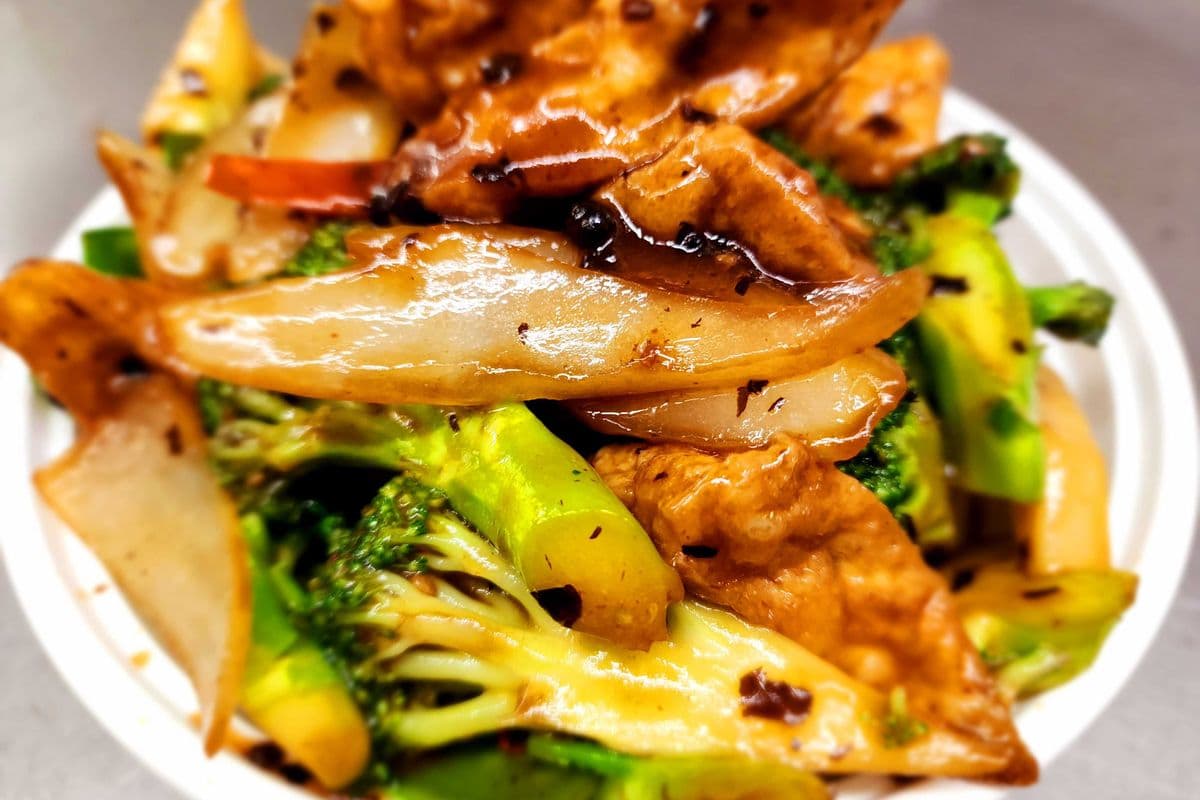112. Tofu with Mixed Vegetables in Black Bean Sauce