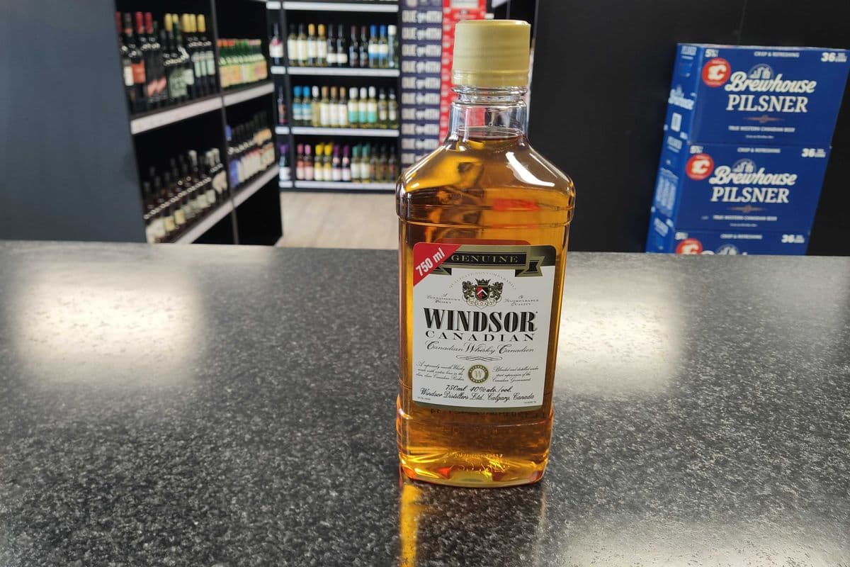 Windsor Canadian Rye Whiskey (1 x 750 ml Bottle)