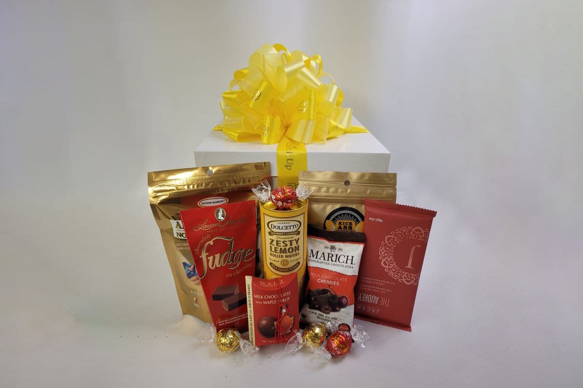 Medium Sweet Treats Box