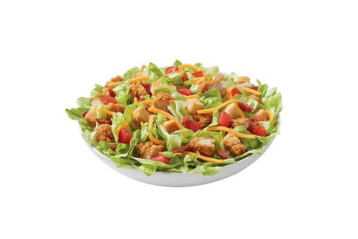 Crispy Chicken BLT Salad
